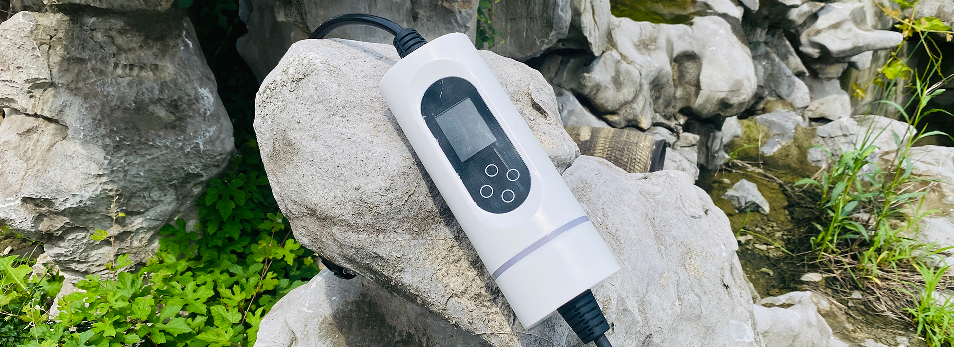 Carregamento de carro com carregador Creaxio-EV